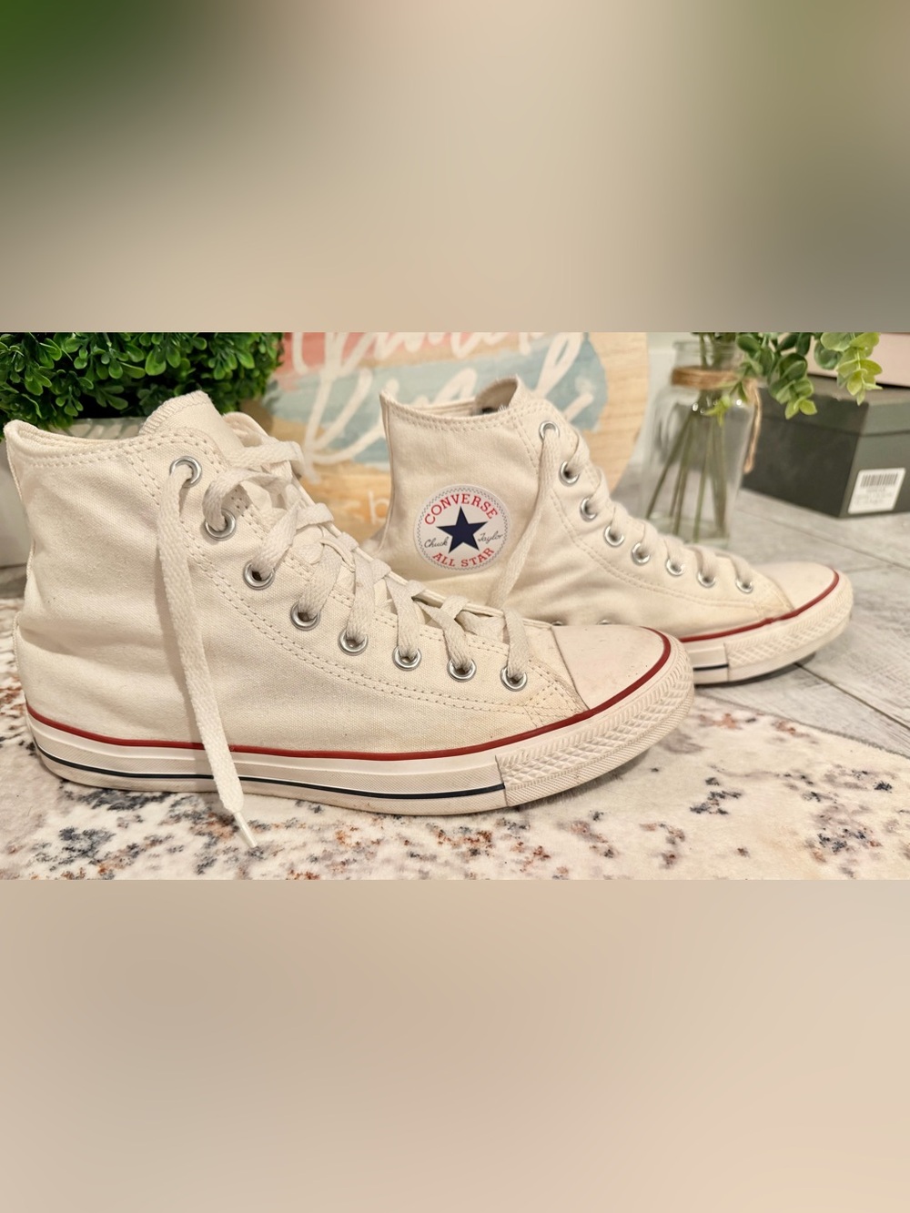Converse Chuck Taylor All Star White High Tops 9.5